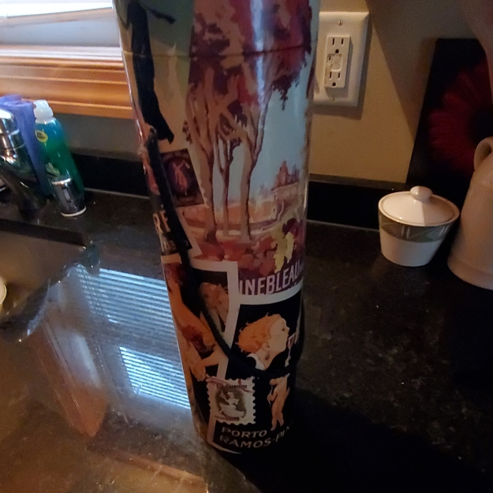 Wine box carrier